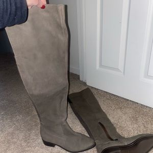 Aldo’s Womens high boots - leather size 8